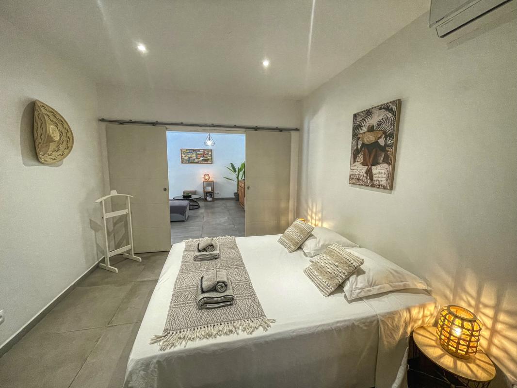 23-Location villa piscine Saint François Guadeloupe_chambre 1